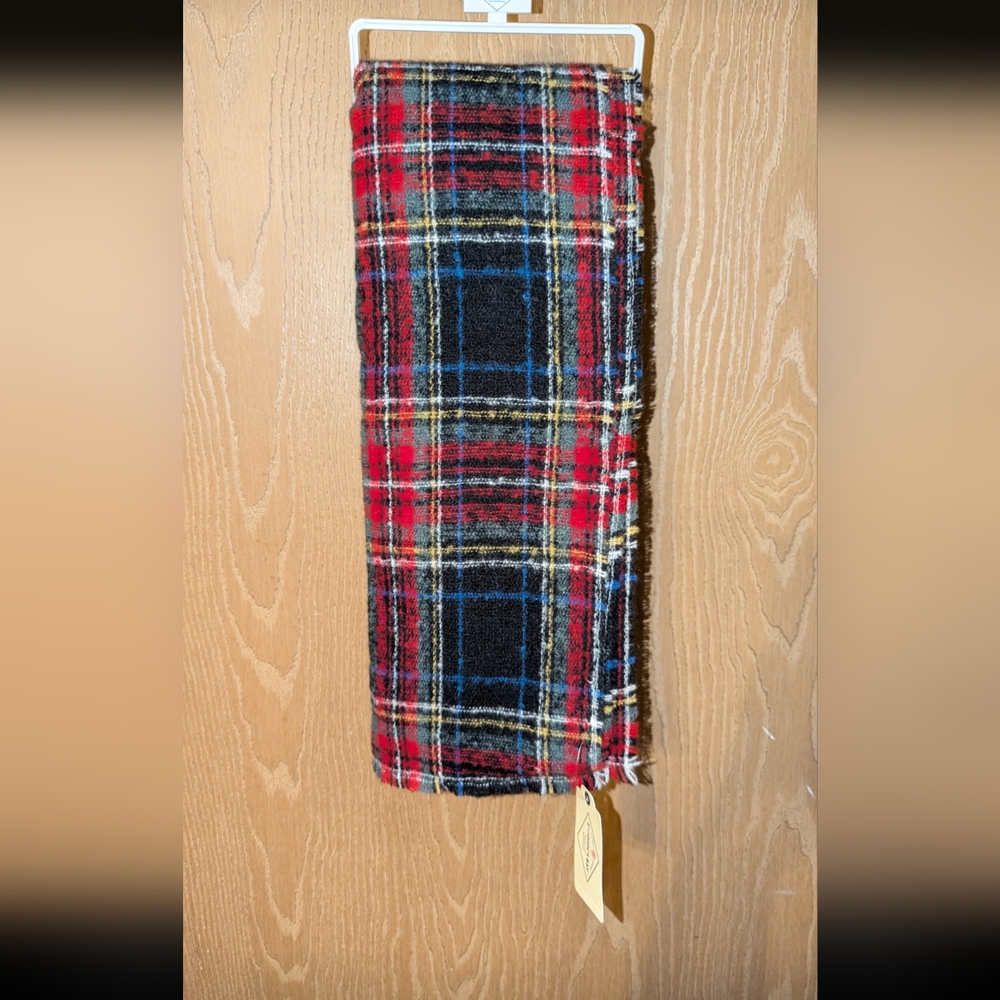 St. John's Bay - Super Soft Blanket Scarf - Savannah Plaid - NWT